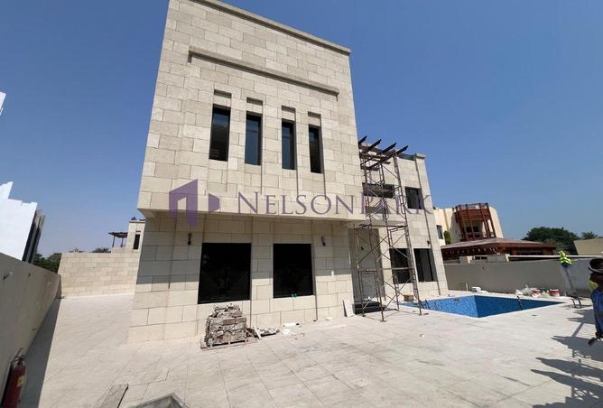 946044 - Property Image 3
