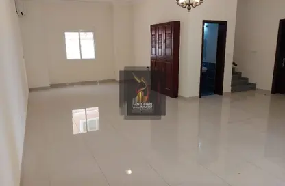 مجمع سكني - 5 غرف نوم - 5 حمامات للايجار في شارع  بو هامو - أبو هامور - الدوحة