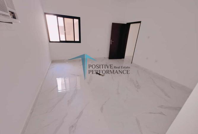 978435 - Property Main Image