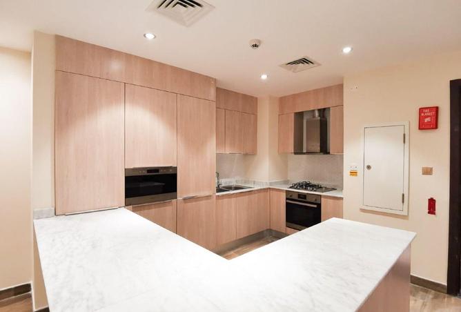 949530 - Property Image 2