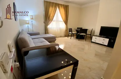 Apartment - 1 Bedroom - 1 Bathroom for rent in Umm Ghuwailina - Doha