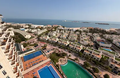 Apartment - 2 Bedrooms - 3 Bathrooms for rent in Floresta Gardens - Floresta Gardens - The Pearl Island - Doha