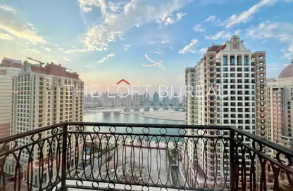Apartment - 2 Bedrooms - 4 Bathrooms for rent in The Garden - Floresta Gardens - The Pearl Island - Doha