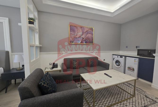 982931 - Property Image 2