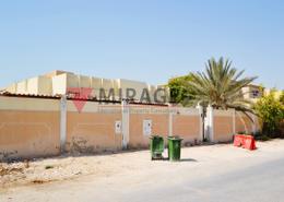 Villa - 6 bedrooms - 7 bathrooms for sale in Al Duhail - Al Duhail - Doha