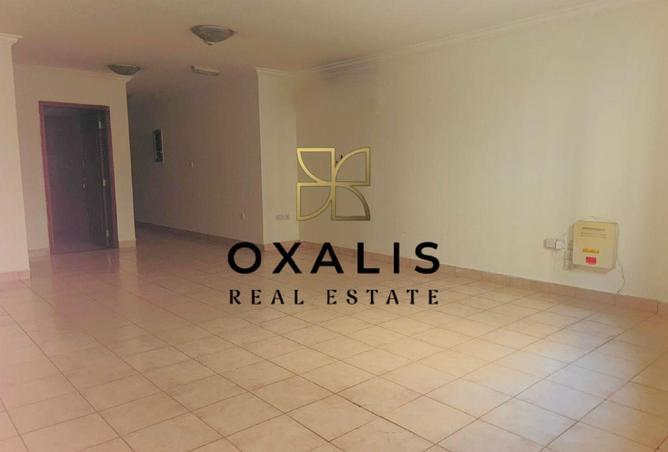 968707 - Property Image 2