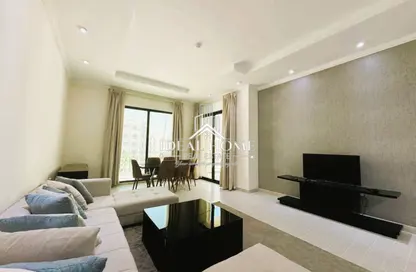 Apartment - 1 Bedroom - 2 Bathrooms for sale in Fox Hills - Fox Hills - Lusail