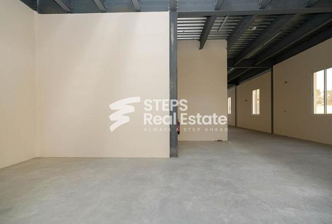 951090 - Property Image 2