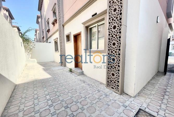 999776 - Property Image 2