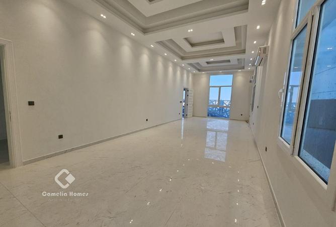 927373 - Property Main Image