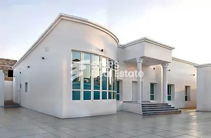 Villa - 4 Bedrooms - 4 Bathrooms for rent in Bani Hajer - Al Rayyan - Doha
