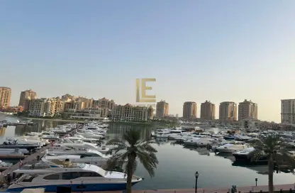 تاون هاوس - 4 غرف نوم - 6 حمامات للايجار في طريق بورتو الغربي - بورتو أرابيا - جزيرة اللؤلؤة - الدوحة