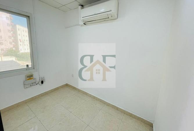 981895 - Property Image 3