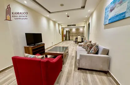 Apartment - 2 Bedrooms - 2 Bathrooms for rent in Al Sadd Road - Al Sadd - Doha
