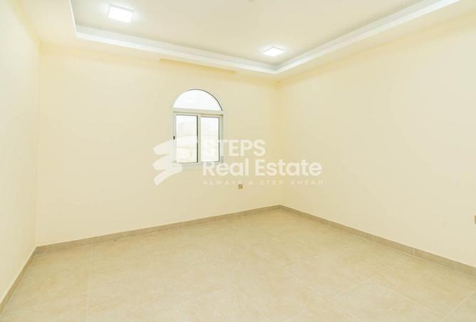 933015 - صورة العقار 3