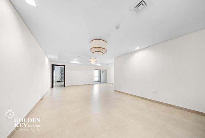 998056 - Property Image 2