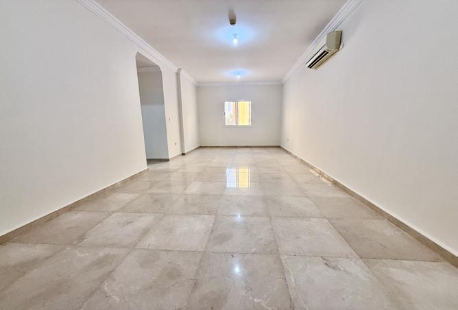 938055 - Property Main Image