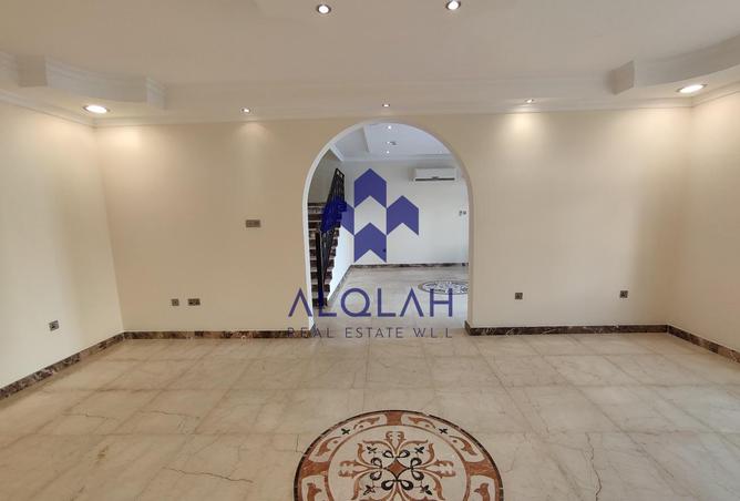 1004458 - Property Image 3