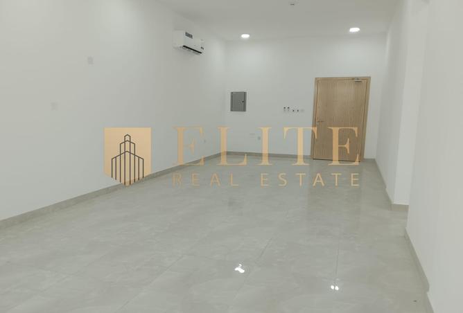 988100 - Property Main Image