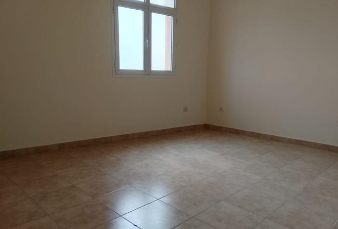 968325 - Property Image 3