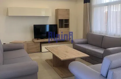 مجمع سكني - 3 غرف نوم - 4 حمامات للايجار في كمبوند لافيرنا - مريخ - المريخ - الدوحة