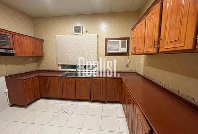 930022 - Property Image 3