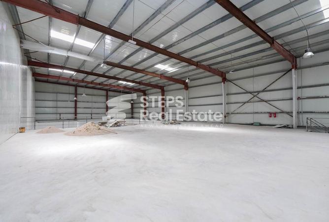 955189 - Property Image 2