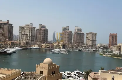 Apartment - 1 Bedroom - 2 Bathrooms for rent in West Porto Drive - Porto Arabia - The Pearl Island - Doha