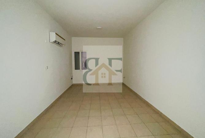 953223 - Property Main Image