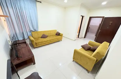 Apartment - 2 Bedrooms - 2 Bathrooms for rent in Tadmur Street - Old Airport Road - Doha