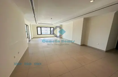 Empty Room image for: Apartment - 1 Bedroom - 2 Bathrooms for sale in East Porto Drive - Porto Arabia - The Pearl Island - Doha, Image 1