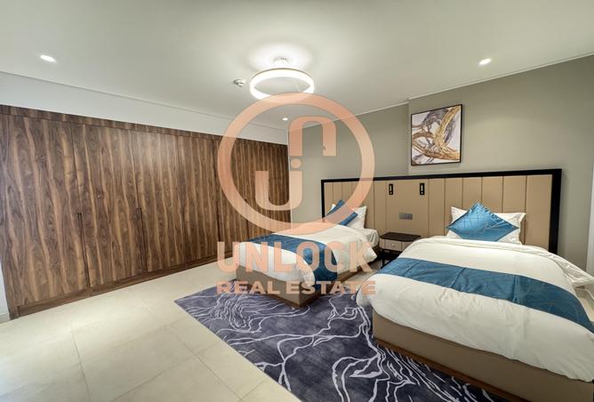 976783 - Property Main Image