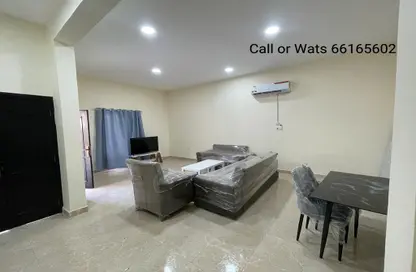 Apartment - 2 Bedrooms - 2 Bathrooms for rent in Down Town - Al Khor