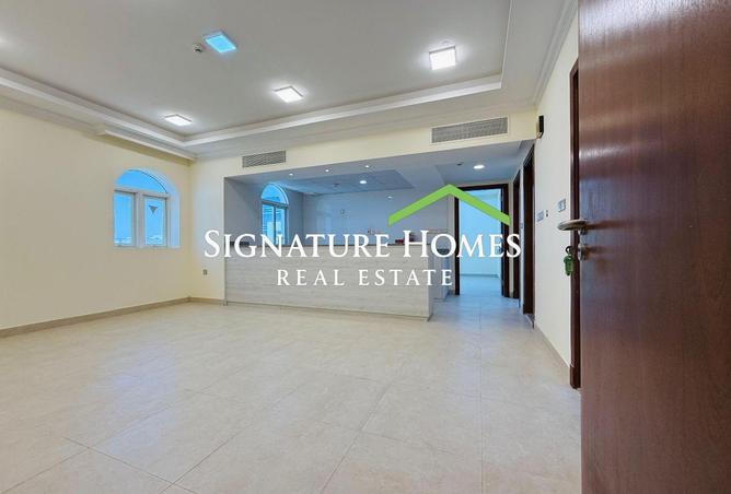 968842 - Property Image 3