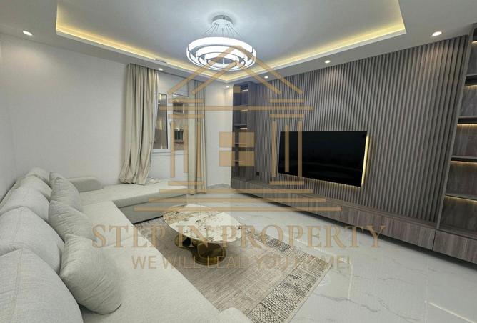 958430 - Property Image 2