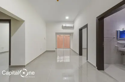 شقة - 3 غرف نوم - 2 حمامات للايجار في 35 بن عمران - فريج بن عمران - الدوحة