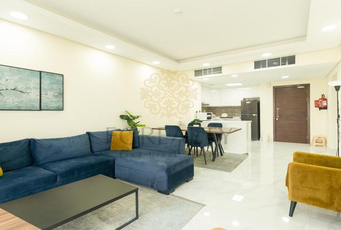 902359 - Property Image 2