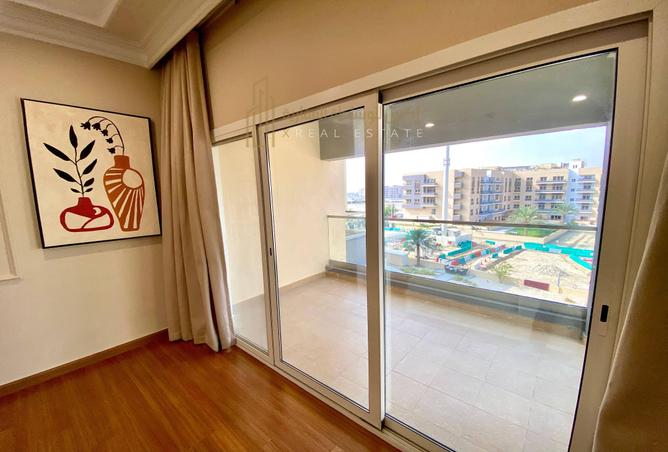 995684 - Property Image 2