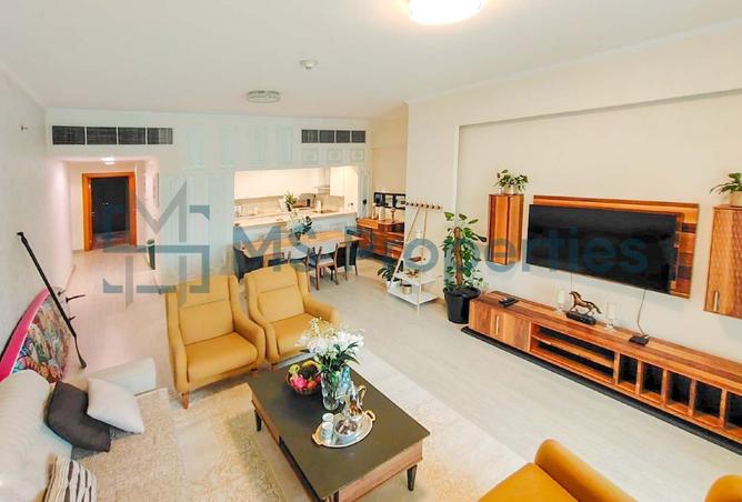 950295 - Property Image 2