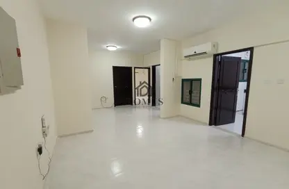 Apartment - 2 Bedrooms - 2 Bathrooms for rent in Old Al Ghanim - Al Ghanim - Doha