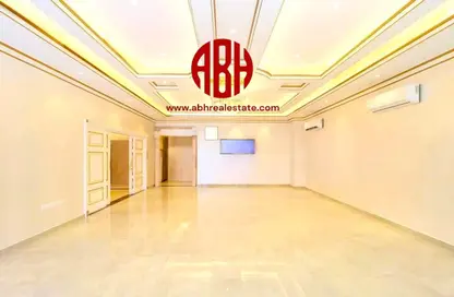 Empty Room image for: Villa for sale in Al Nuaija Street - Al Nuaija - Doha, Image 1