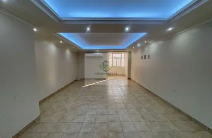Apartment - 2 Bedrooms - 2 Bathrooms for rent in Al Sadd Road - Al Sadd - Doha
