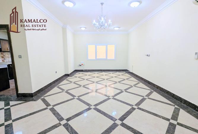 931320 - Property Image 2