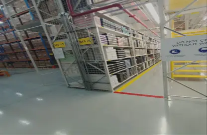 Warehouse - Studio - 5 Bathrooms for rent in Industrial Area 5 - Industrial Area - Industrial Area - Doha