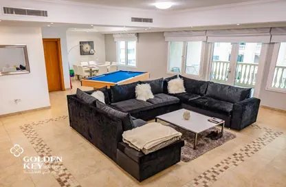 Apartment - 3 Bedrooms - 3 Bathrooms for rent in West Porto Drive - Porto Arabia - The Pearl Island - Doha
