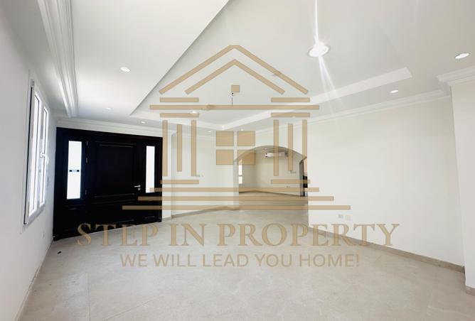 951698 - Property Image 3