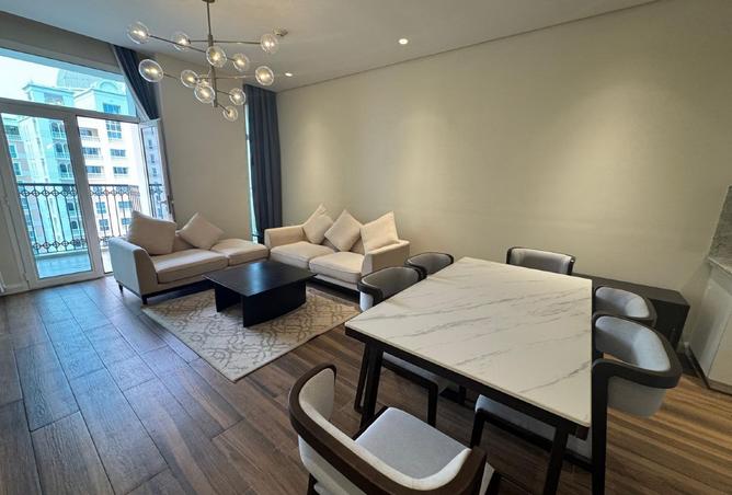 985715 - Property Image 2