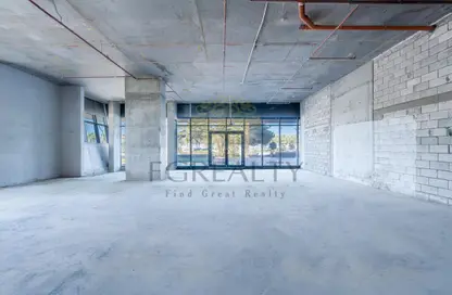 Shop - Studio - 1 Bathroom for rent in Burj Al Marina - Marina District - Lusail