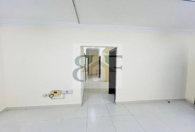 1003515 - Property Image 3