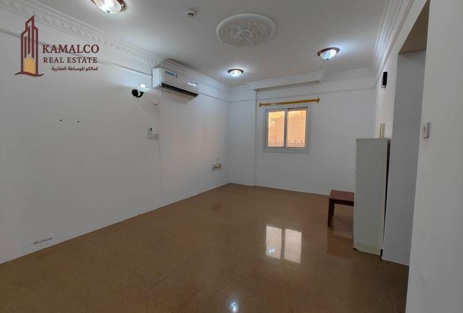 963855 - Property Main Image